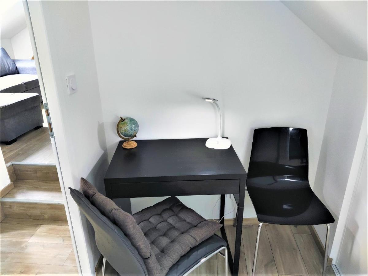 Appartement T3 "Yuca" Hyper Centre D'Ernée Exterior photo